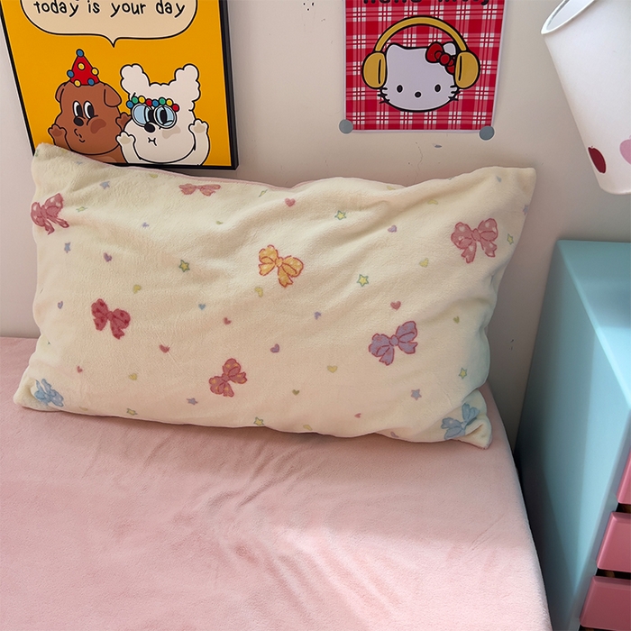 91家纺网 家纺一手货源 找家纺 （总）原素 2025秋冬少女心印花A类200克双拼加厚牛奶绒四件套