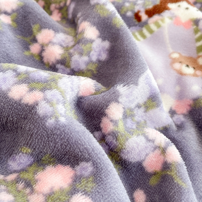 91家纺网 家纺一手货源 找家纺 一比一  2025新款双面牛奶绒四件套 爱丽丝花园