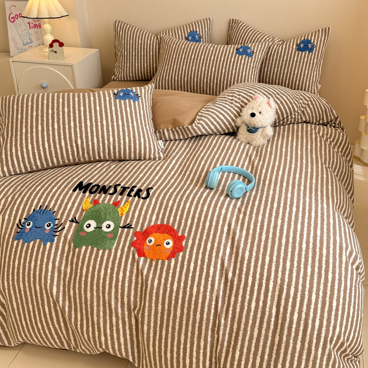 91家纺网 家纺一手货源 找家纺 简宜家居 2025新款全棉磨毛刺绣毛巾绣四件套 萌萌怪咖-咖条