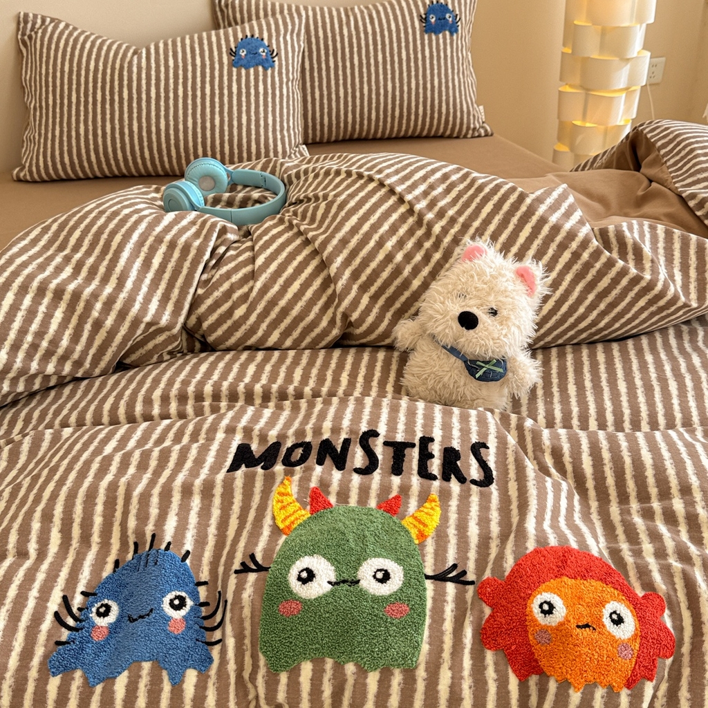 简宜家居 2025新款全棉磨毛刺绣毛巾绣四件套 萌萌怪咖-咖条