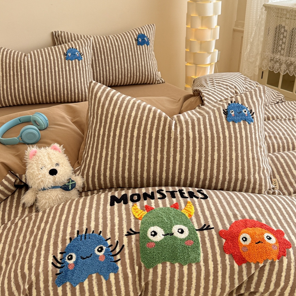 91家纺网 家纺一手货源 找家纺 简宜家居 2025新款全棉磨毛刺绣毛巾绣四件套 萌萌怪咖-咖条