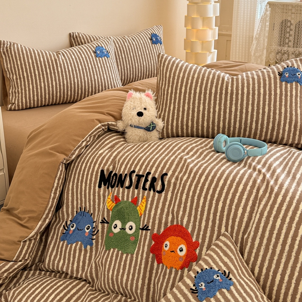 91家纺网 家纺一手货源 找家纺 简宜家居 2025新款全棉磨毛刺绣毛巾绣四件套 萌萌怪咖-咖条