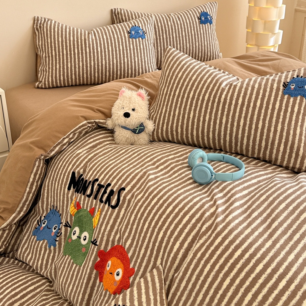 91家纺网 家纺一手货源 找家纺 简宜家居 2025新款全棉磨毛刺绣毛巾绣四件套 萌萌怪咖-咖条