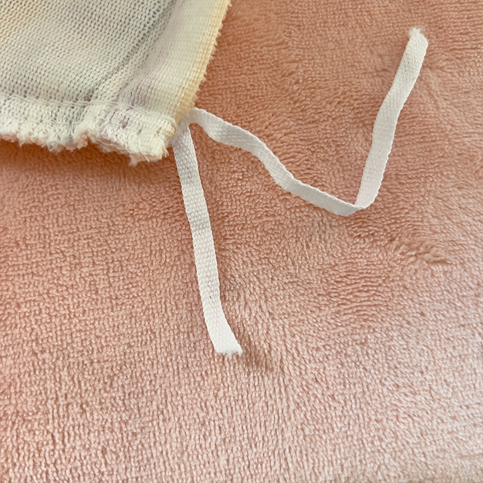 91家纺网 家纺一手货源 找家纺 原素 2025秋冬少女心印花A类200克双拼加厚牛奶绒四件套 彩条蝴蝶结