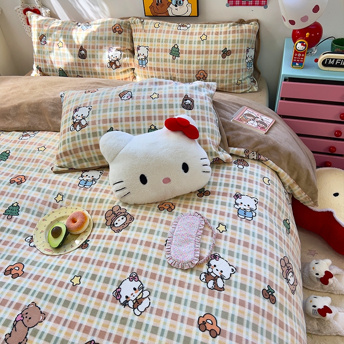 91家纺网 家纺一手货源 找家纺 原素 2025秋冬少女心印花A类200克双拼加厚牛奶绒四件套 格纹猫咪酱