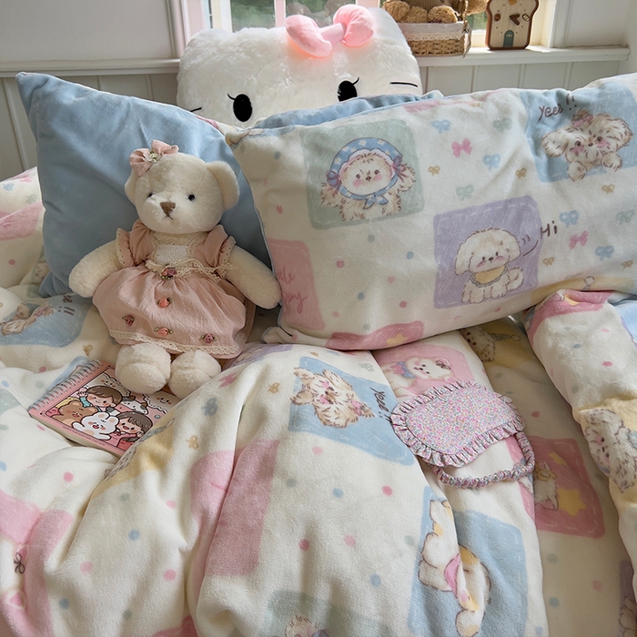 91家纺网 家纺一手货源 找家纺 原素 2025秋冬少女心印花A类200克双拼加厚牛奶绒四件套 狗狗聚会