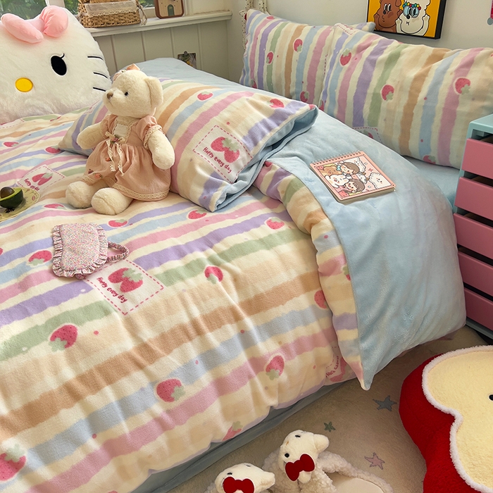 原素 2025秋冬少女心印花A类200克双拼加厚牛奶绒四件套 粉粉草莓