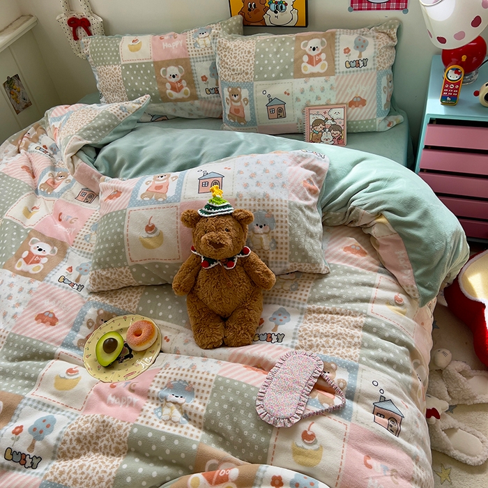 91家纺网 家纺一手货源 找家纺 原素 2025秋冬少女心印花A类200克双拼加厚牛奶绒四件套 考拉的家