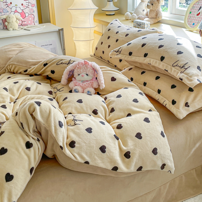 91家纺网 家纺一手货源 找家纺 一比一  2025新款双面牛奶绒四件套 卡布奇诺