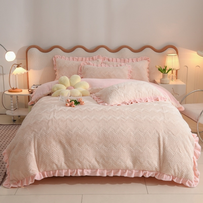 91家纺网 家纺一手货源 找家纺 优家居 2025新款加厚兔毛绒四件套 水波兔-白粉