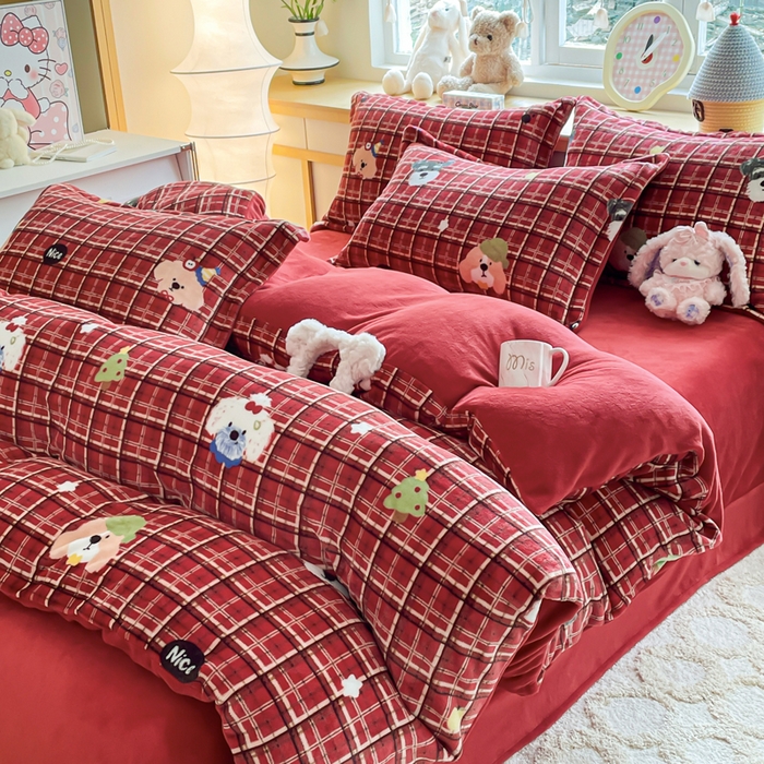 91家纺网 家纺一手货源 找家纺 一比一  2026新款双面牛奶绒四件套 圣诞汪