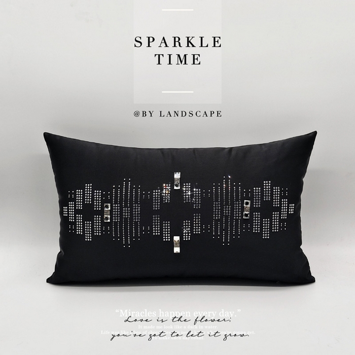 91家纺网 家纺一手货源 找家纺 澜屿 新款几何钻小抱枕装饰枕腰枕枕芯 曜黑