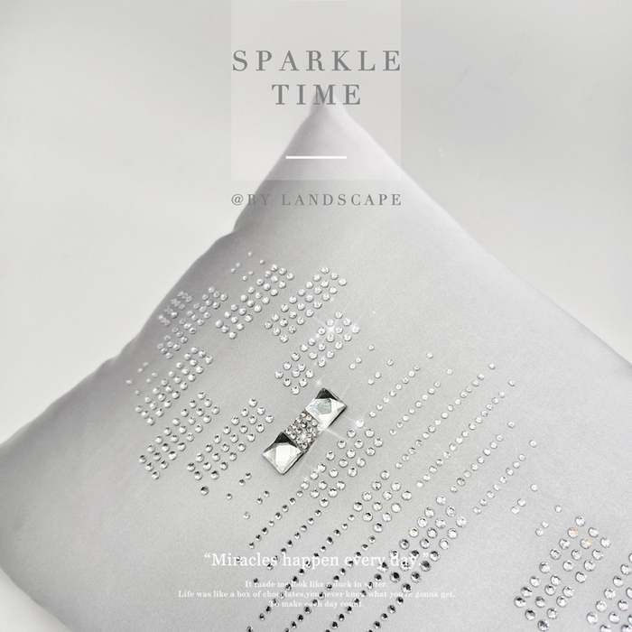 91家纺网 家纺一手货源 找家纺 澜屿 新款几何钻小抱枕装饰枕腰枕枕芯 银灰