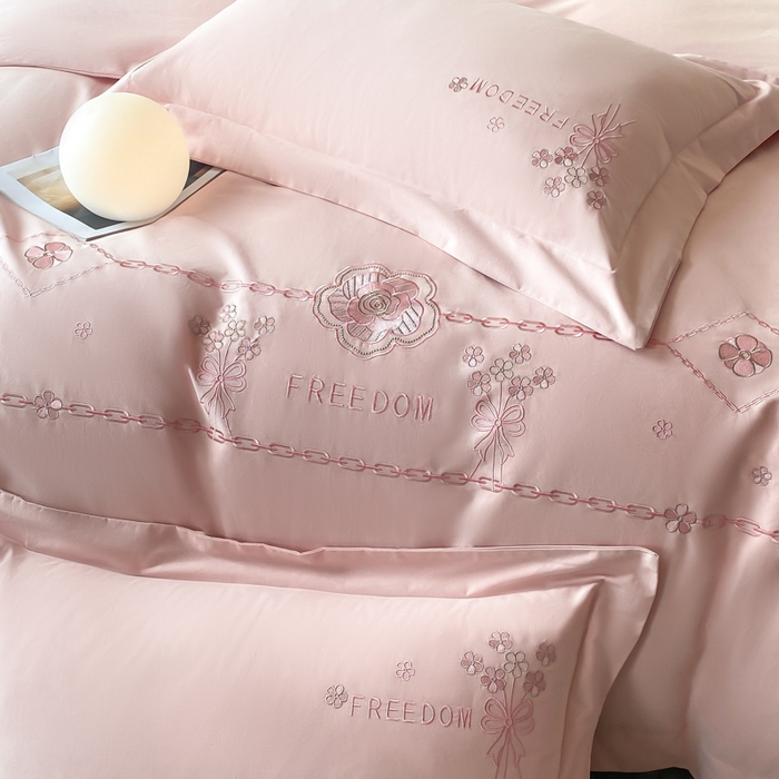 91家纺网 家纺一手货源 找家纺 桃园 新款纯棉全棉长绒棉磨毛四件套不掉毛高端礼盒-马赛系列（包含买家秀） 马赛 轻奢粉