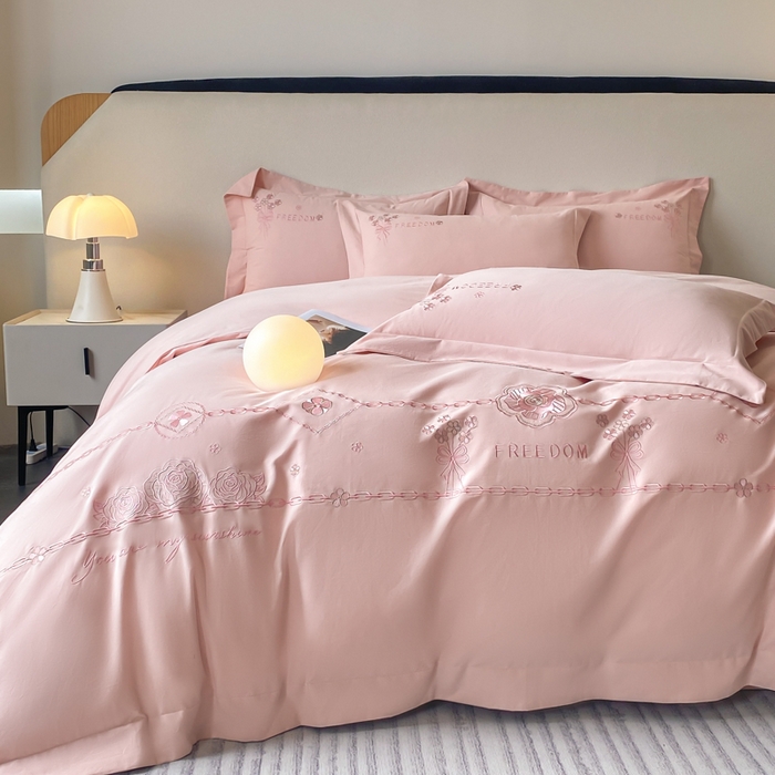 91家纺网 家纺一手货源 找家纺 桃园 新款纯棉全棉长绒棉磨毛四件套不掉毛高端礼盒-马赛系列（包含买家秀） 马赛 轻奢粉