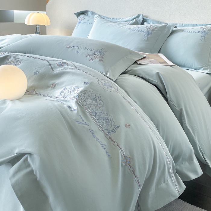 91家纺网 家纺一手货源 找家纺 桃园 新款纯棉全棉长绒棉磨毛四件套不掉毛高端礼盒-马赛系列（包含买家秀） 马赛 飘蓝