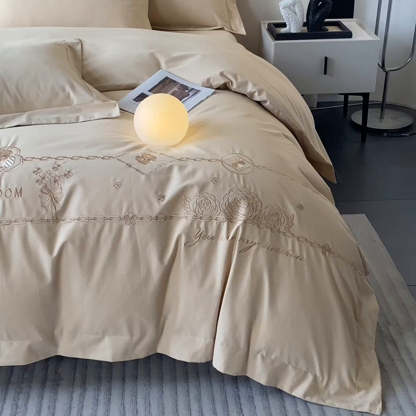 91家纺网 家纺一手货源 找家纺 桃园 新款纯棉全棉长绒棉磨毛四件套不掉毛高端礼盒-马赛系列（包含买家秀） 马赛 香槟金