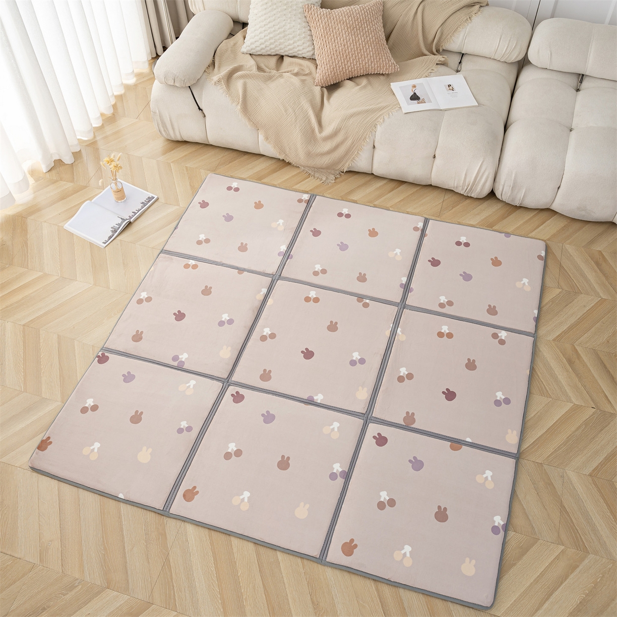 91家纺网 家纺一手货源 找家纺 新太阳蚊帐 2025新款云棉绒雕花可折叠地垫垫子 甜趣格纹垫