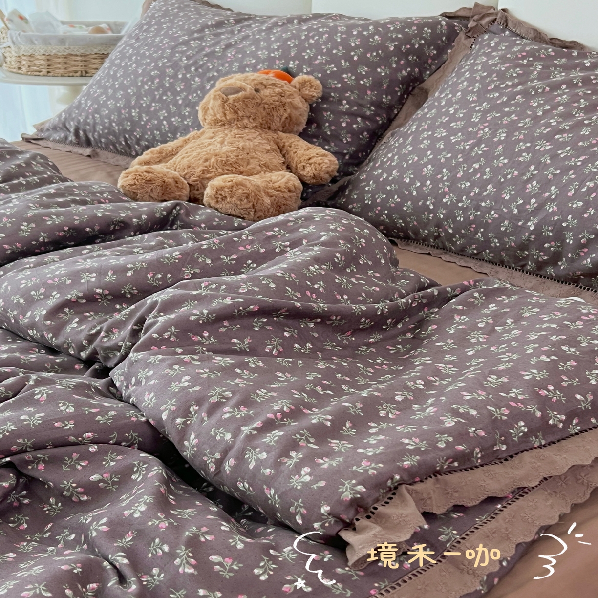 91家纺网 家纺一手货源 找家纺 （总）荣轩2025新款全棉双层纱镂空花边工艺款四件套（铺床版）