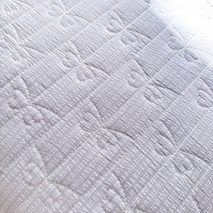 91家纺网 家纺一手货源 找家纺 梦纤绒 2025秋冬新款ins风小清新AB版法式云朵绒木棉皱皱纱床盖款四件套 兰黛