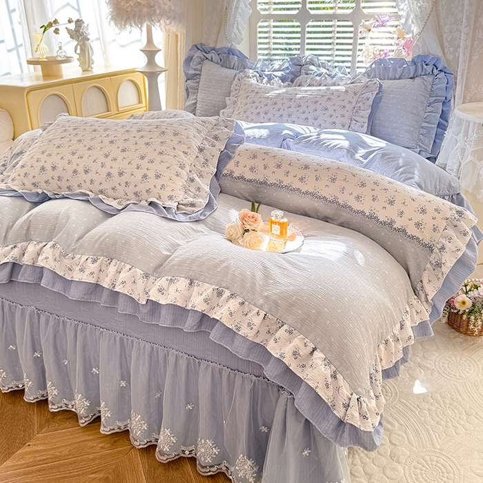 91家纺网 家纺一手货源 找家纺 梦纤绒 2025秋冬新款ins风小清新AB版法式云朵绒木棉皱皱纱床盖款四件套 兰黛