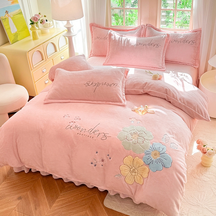 91家纺网 家纺一手货源 找家纺 （总）梦纤绒 2025秋冬新款8斤220g全消光牛奶绒系列四件套-梦境