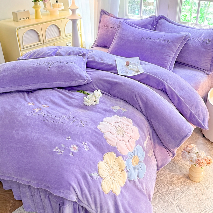 91家纺网 家纺一手货源 找家纺 梦纤绒 2025秋冬新款8斤220g全消光牛奶绒系列四件套-梦境 梦境--梦幻紫