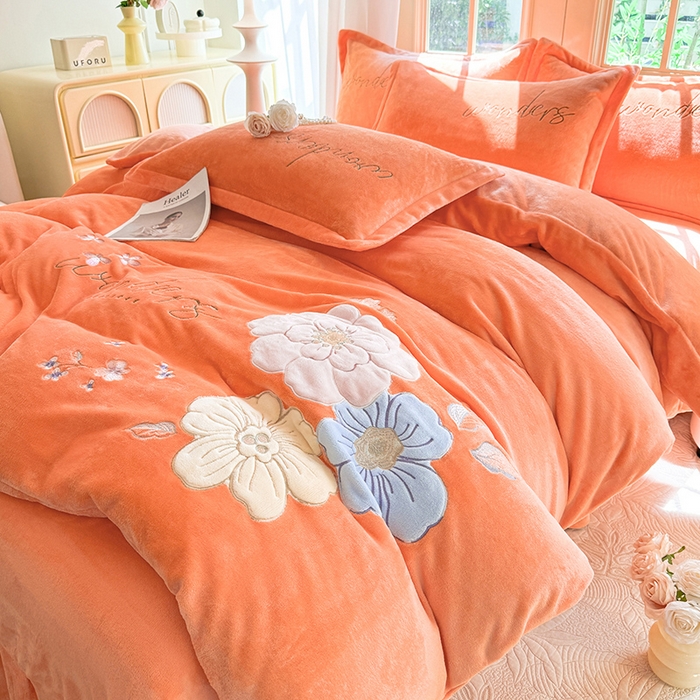 91家纺网 家纺一手货源 找家纺 梦纤绒 2025秋冬新款8斤220g全消光牛奶绒系列四件套-梦境 梦境--艾玛橙