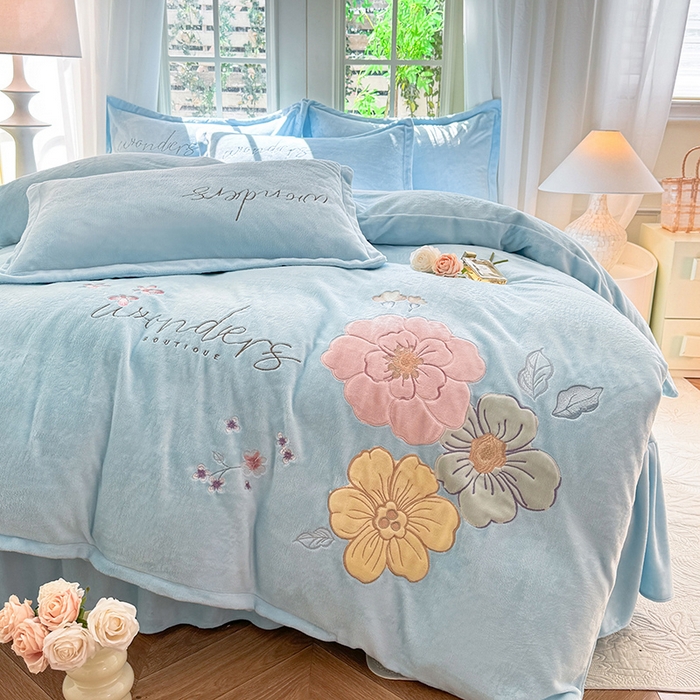 91家纺网 家纺一手货源 找家纺 梦纤绒 2025秋冬新款8斤220g全消光牛奶绒系列四件套-梦境 梦境--婴儿蓝