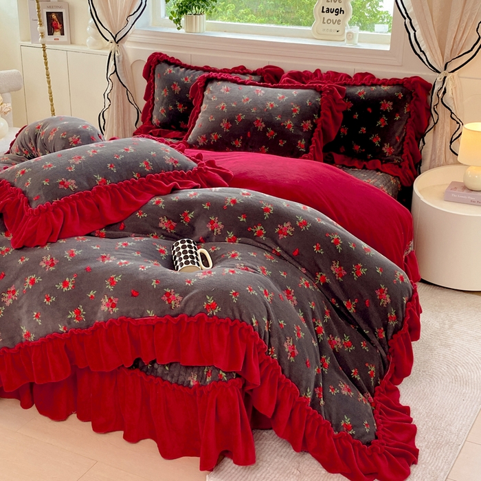 91家纺网 家纺一手货源 找家纺 （总）大麦家纺 2025新款高克重牛奶绒花边床盖四件套