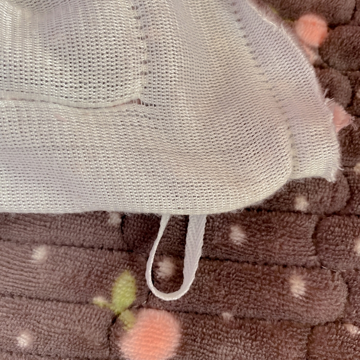 91家纺网 家纺一手货源 找家纺 大麦家纺 2025新款高克重牛奶绒花边床盖四件套 复古樱桃