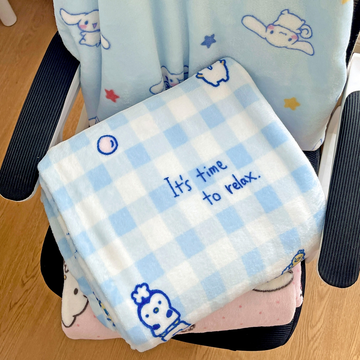 91家纺网 家纺一手货源 找家纺 耀悦家纺 2025秋冬新款正版授权三丽鸥高克重卡通牛奶绒毛毯多功能毯子盖毯 组合