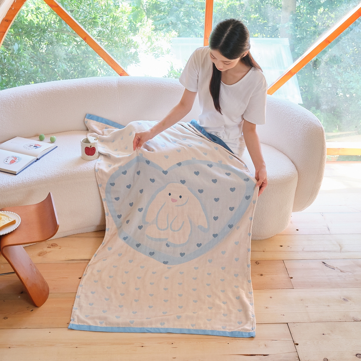 91家纺网 家纺一手货源 找家纺 沐瑟家纺 2025新款卡通A类全棉四层纱布浴巾加大毛巾-第一组 爱心小兔 80*160cm