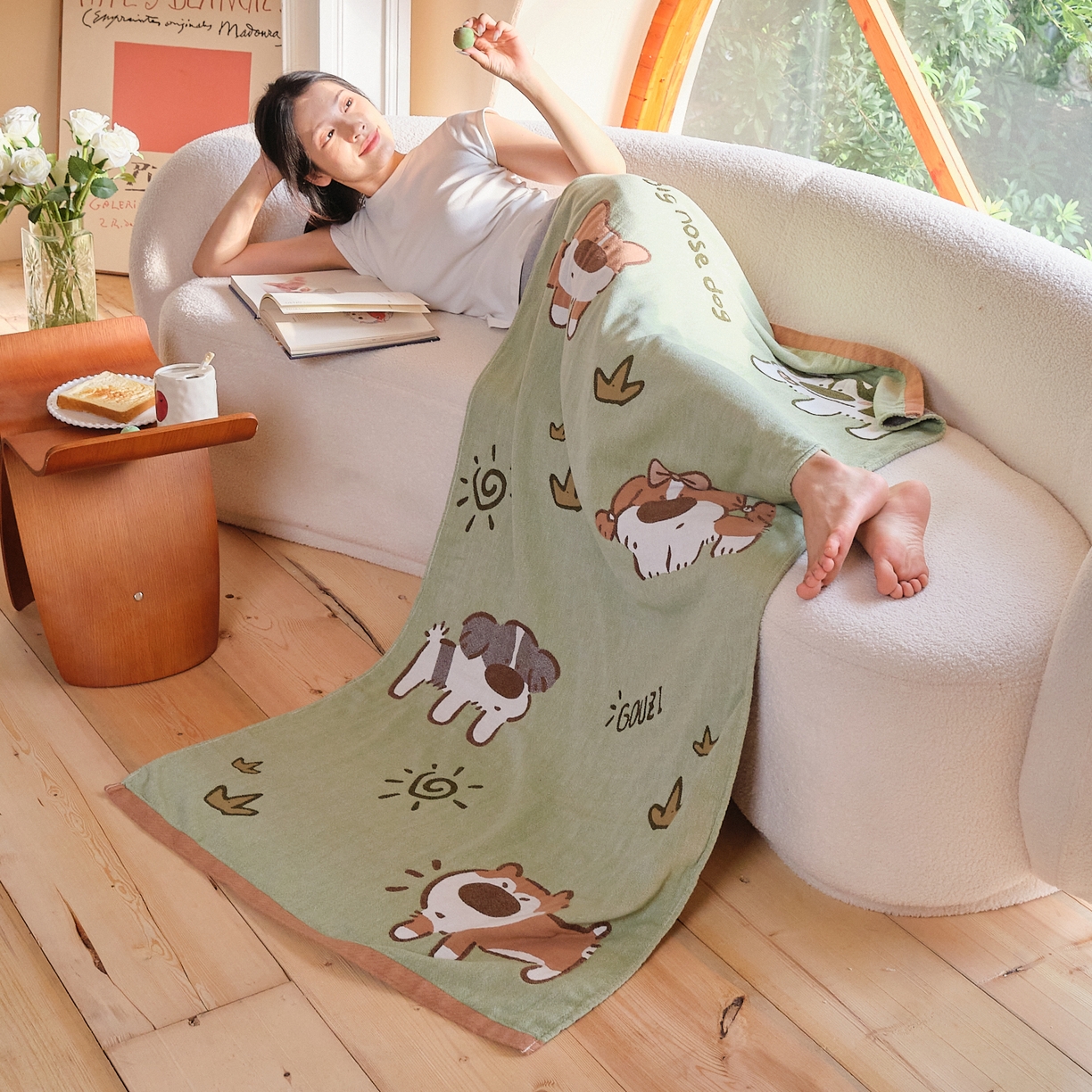 91家纺网 家纺一手货源 找家纺 沐瑟家纺 2025新款卡通A类全棉四层纱布浴巾加大毛巾-第一组 绿地狗 80*160cm