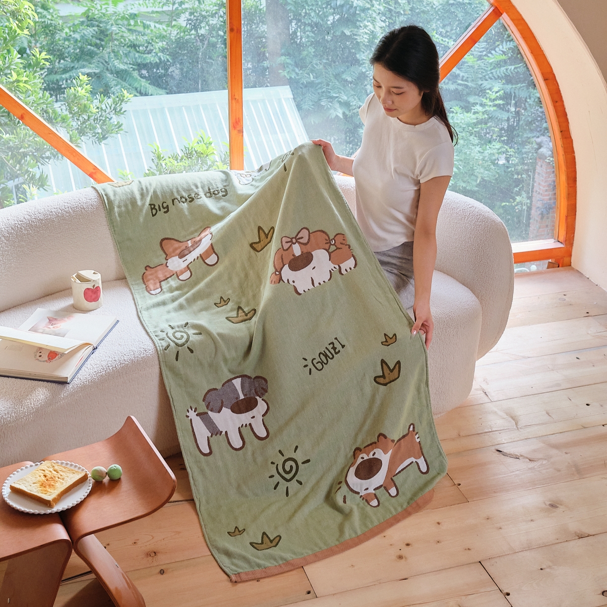 91家纺网 家纺一手货源 找家纺 沐瑟家纺 2025新款卡通A类全棉四层纱布浴巾加大毛巾-第一组 绿地狗 80*160cm