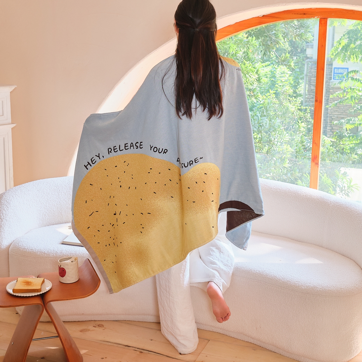 91家纺网 家纺一手货源 找家纺 沐瑟家纺 2025新款卡通A类全棉四层纱布浴巾加大毛巾-第一组 顺顺梨梨 80*160cm