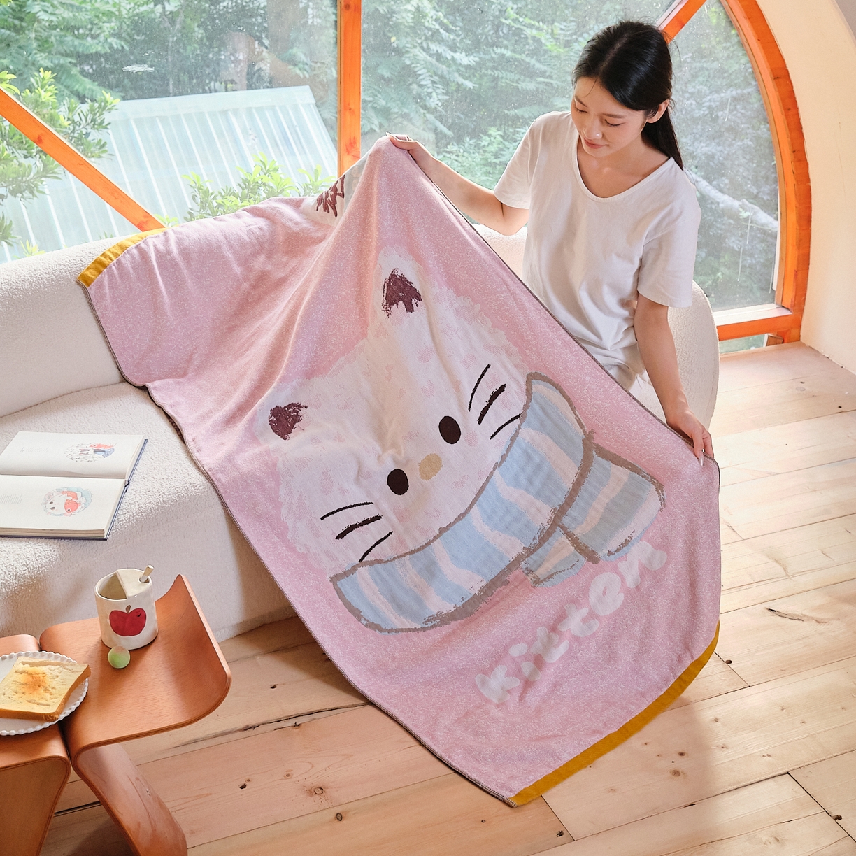 91家纺网 家纺一手货源 找家纺 沐瑟家纺 2025新款卡通A类全棉四层纱布浴巾加大毛巾-第一组 KT猫 80*160cm