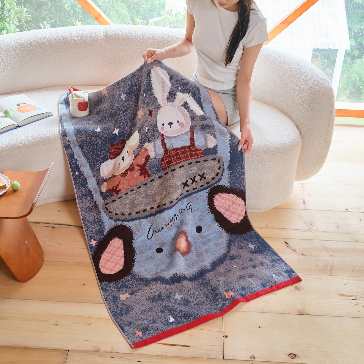 91家纺网 家纺一手货源 找家纺 沐瑟家纺 2025新款卡通A类全棉四层纱布浴巾加大毛巾-第一组 小熊包包 80*160cm