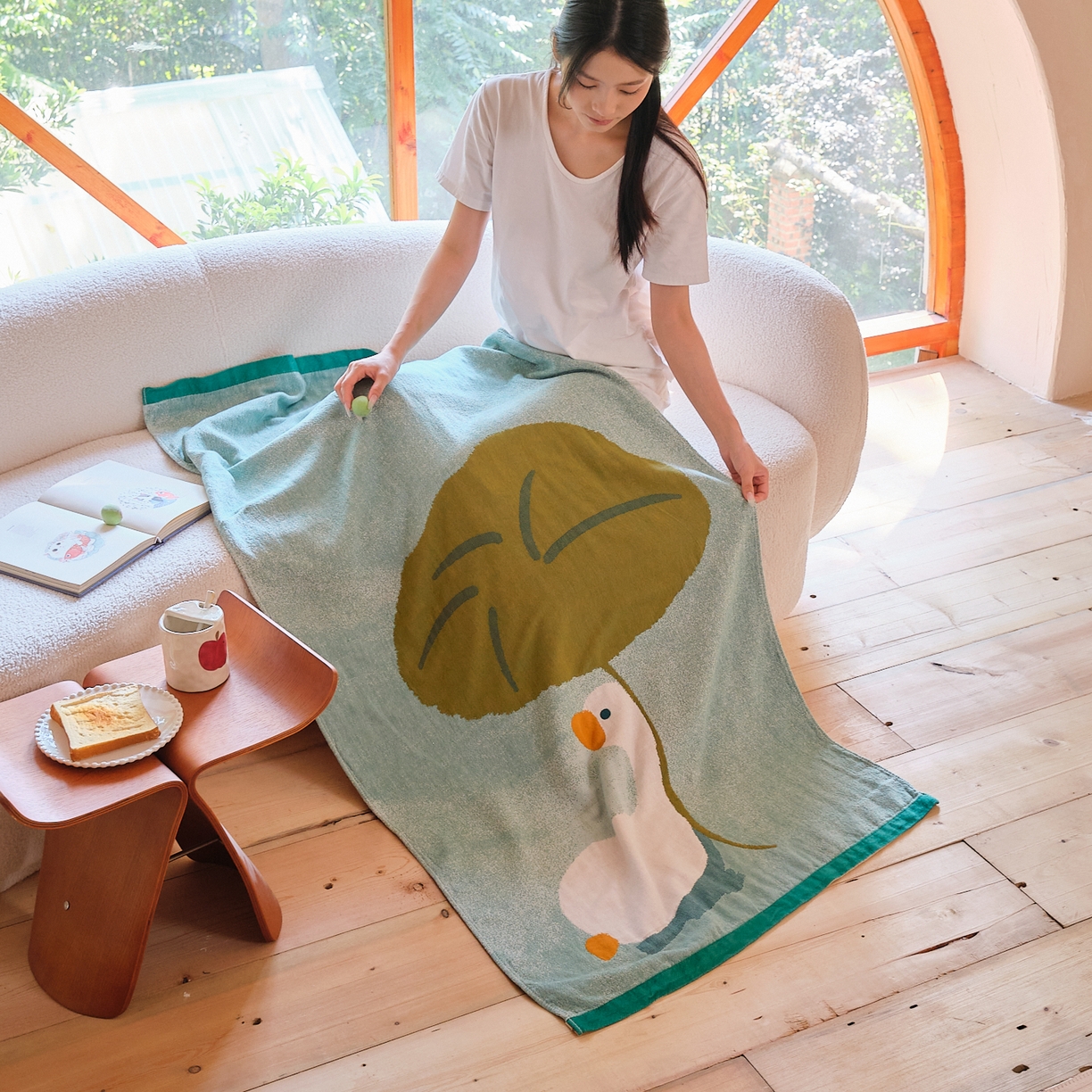 91家纺网 家纺一手货源 找家纺 沐瑟家纺 2025新款卡通A类全棉四层纱布浴巾加大毛巾-第一组 荷叶鸭 80*160cm