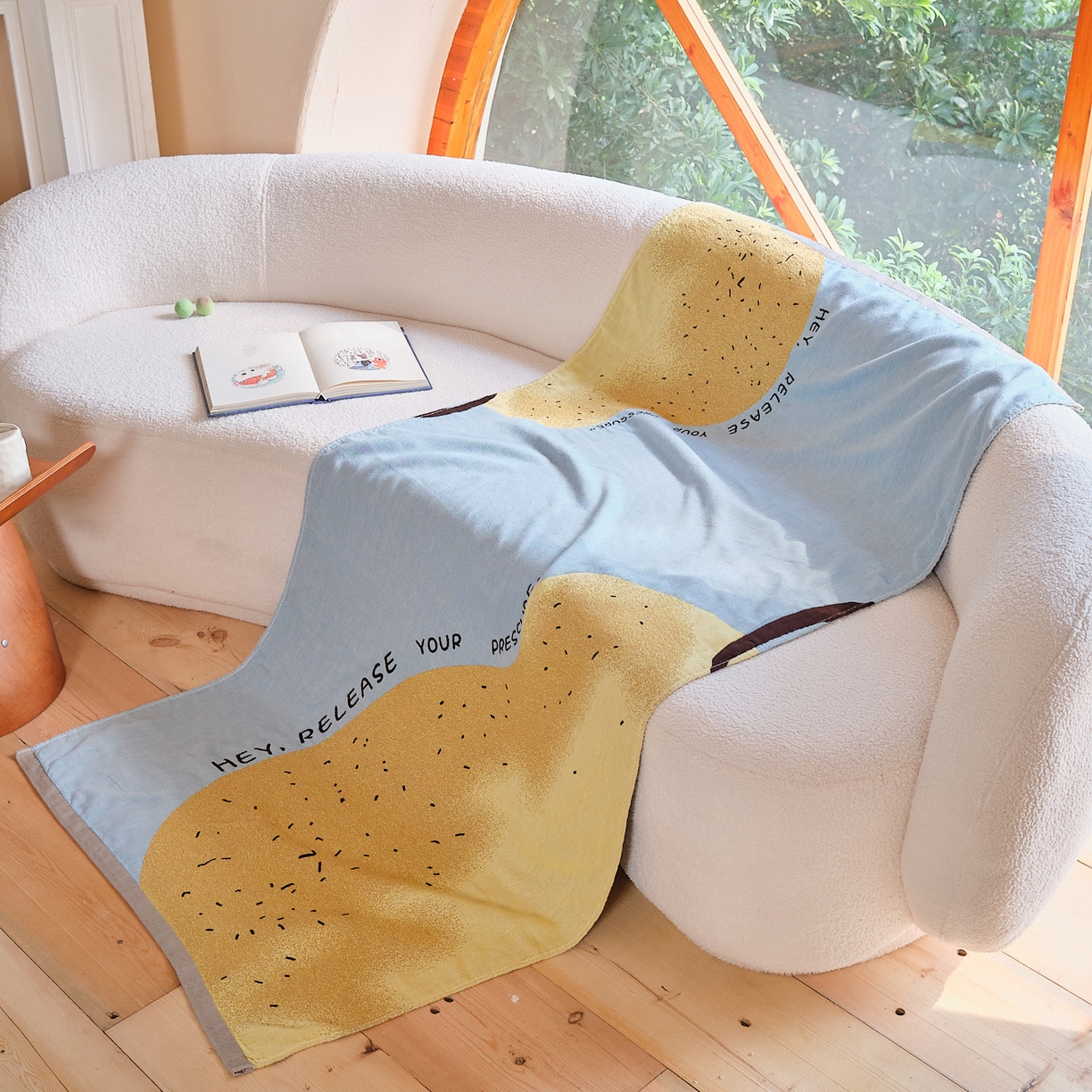 91家纺网 家纺一手货源 找家纺 沐瑟家纺 2025新款卡通A类全棉四层纱布浴巾加大毛巾-第一组 顺顺梨梨 80*160cm