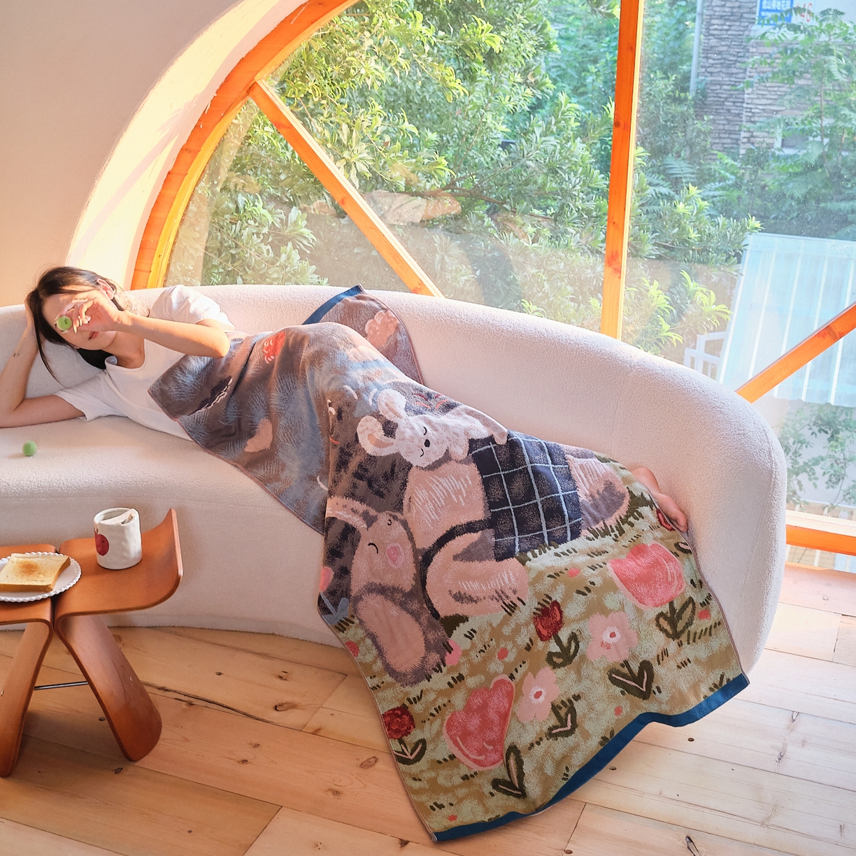 91家纺网 家纺一手货源 找家纺 沐瑟家纺 2025新款卡通A类全棉四层纱布浴巾加大毛巾-第一组 酣睡象 80*160cm