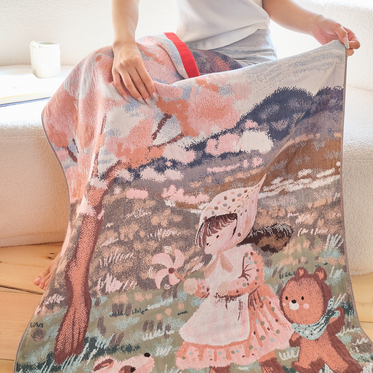 91家纺网 家纺一手货源 找家纺 沐瑟家纺 2025新款卡通A类全棉四层纱布浴巾加大毛巾-第一组 樱花树下 80*160cm