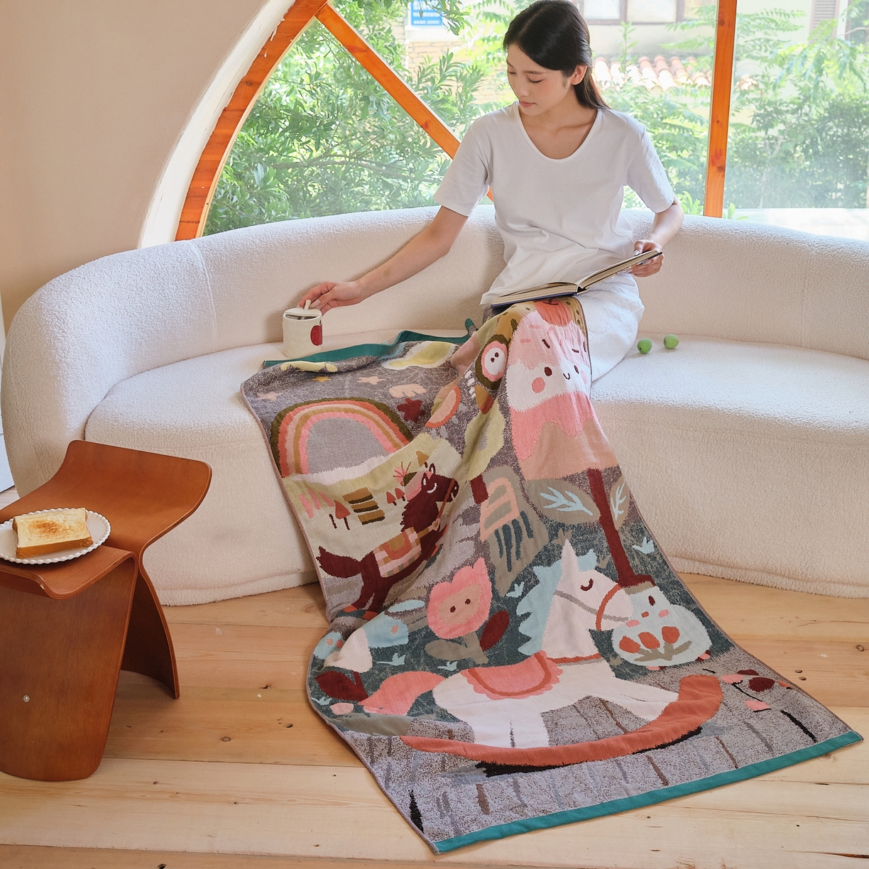 91家纺网 家纺一手货源 找家纺 沐瑟家纺 2025新款卡通A类全棉四层纱布浴巾加大毛巾-第一组 木马乐园 80*160cm