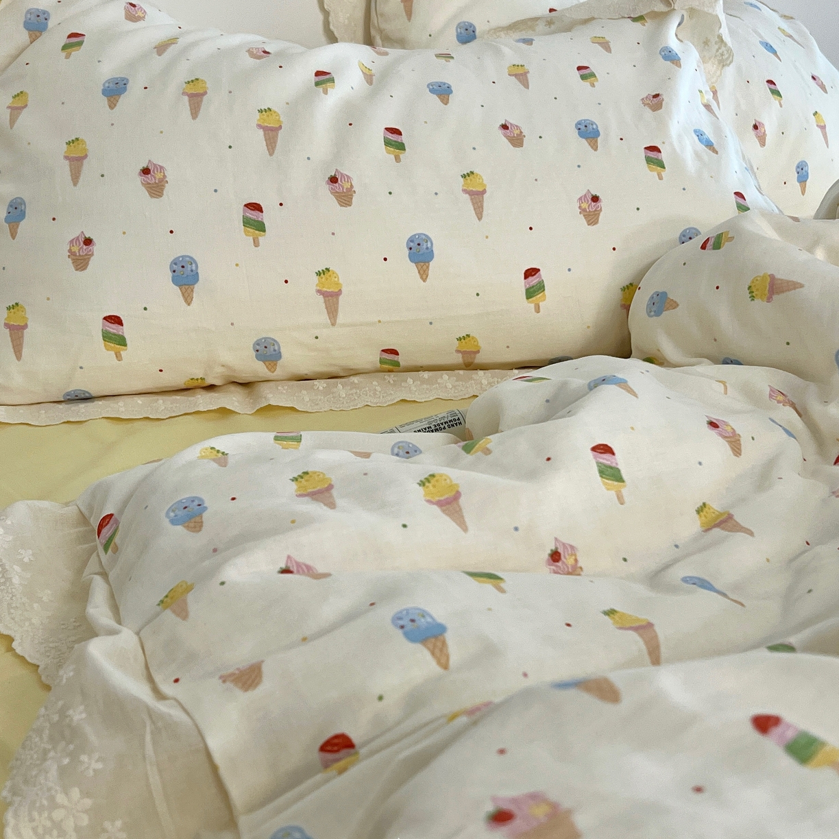 91家纺网 家纺一手货源 找家纺 （总）荣轩 2025新款全棉纯棉双层纱法式大花边工艺款四件套（铺床版）