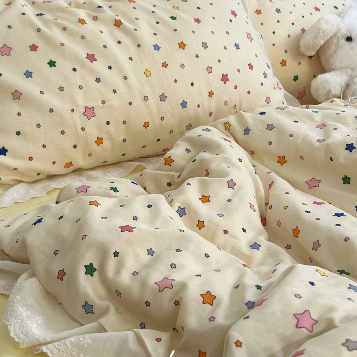 91家纺网 家纺一手货源 找家纺 （总）荣轩 2025新款全棉纯棉双层纱法式大花边工艺款四件套（铺床版）