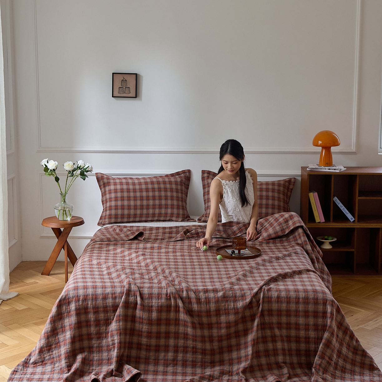 91家纺网 家纺一手货源 找家纺 沐瑟家纺 2025新款亲肤舒适色织提花纱布床盖三件套盖毯毯子-赫本系列 赫本-红棕