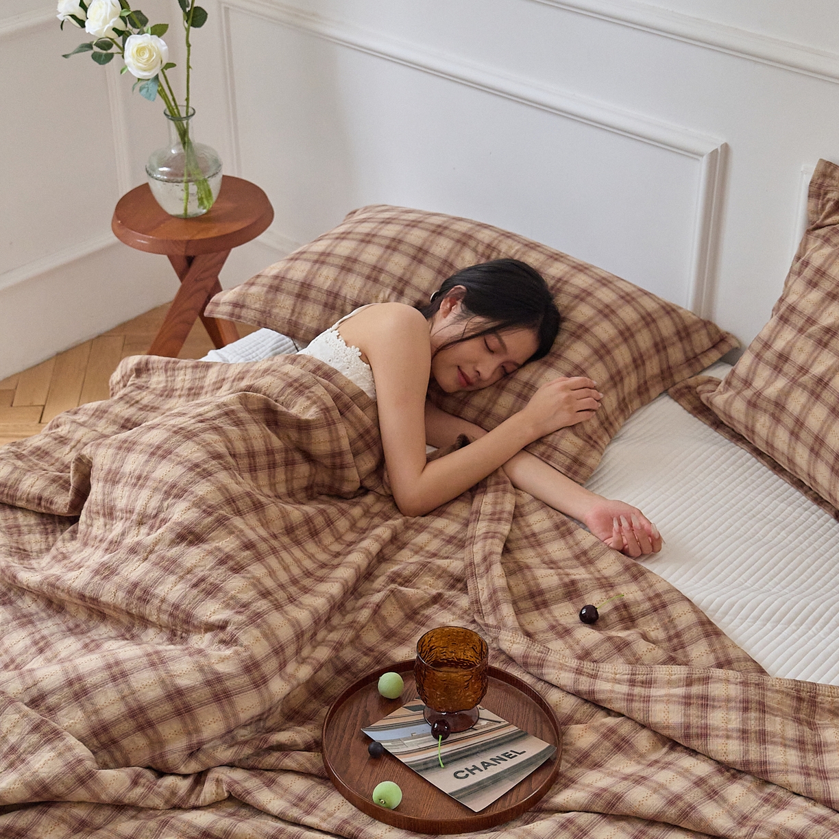 91家纺网 家纺一手货源 找家纺 沐瑟家纺 2025新款亲肤舒适色织提花纱布床盖三件套盖毯毯子-赫本系列 赫本-卡其