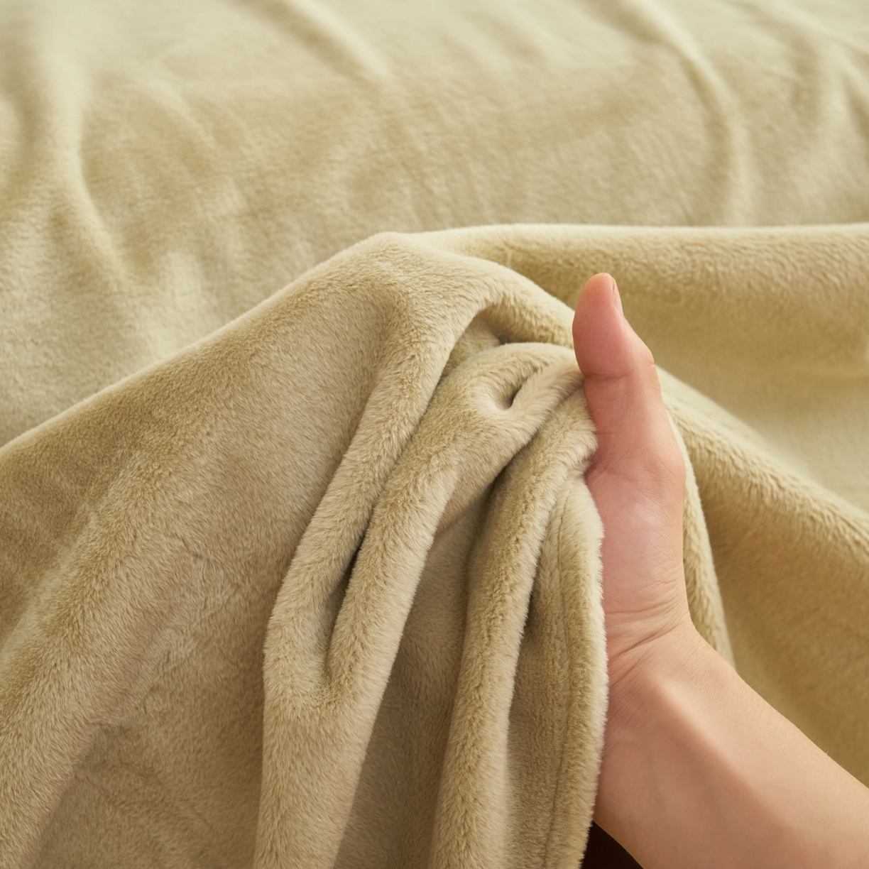 91家纺网 家纺一手货源 找家纺 晨曦家纺 2025新款加厚牛奶绒床单单件法兰绒宝宝绒 MAX-暖绿