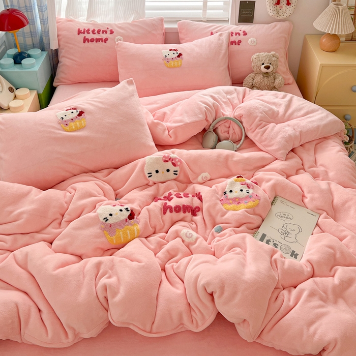 91家纺网 家纺一手货源 找家纺 （总）一比一家纺 2025新款卡通毛巾绣牛奶绒四件套