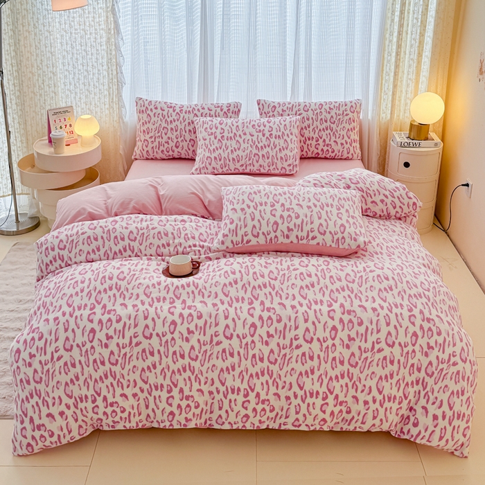 91家纺网 家纺一手货源 找家纺 （总）仟网汇 2025新款直播热款跑量牛奶绒印花款四件套